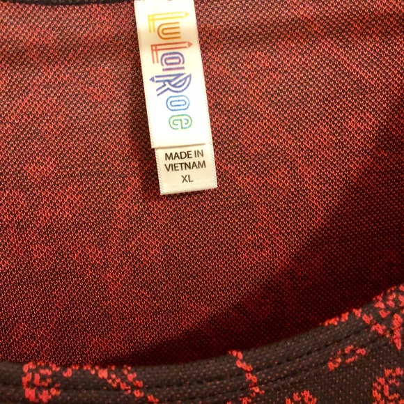 Classic Tee Size XL - Picture 3 of 3